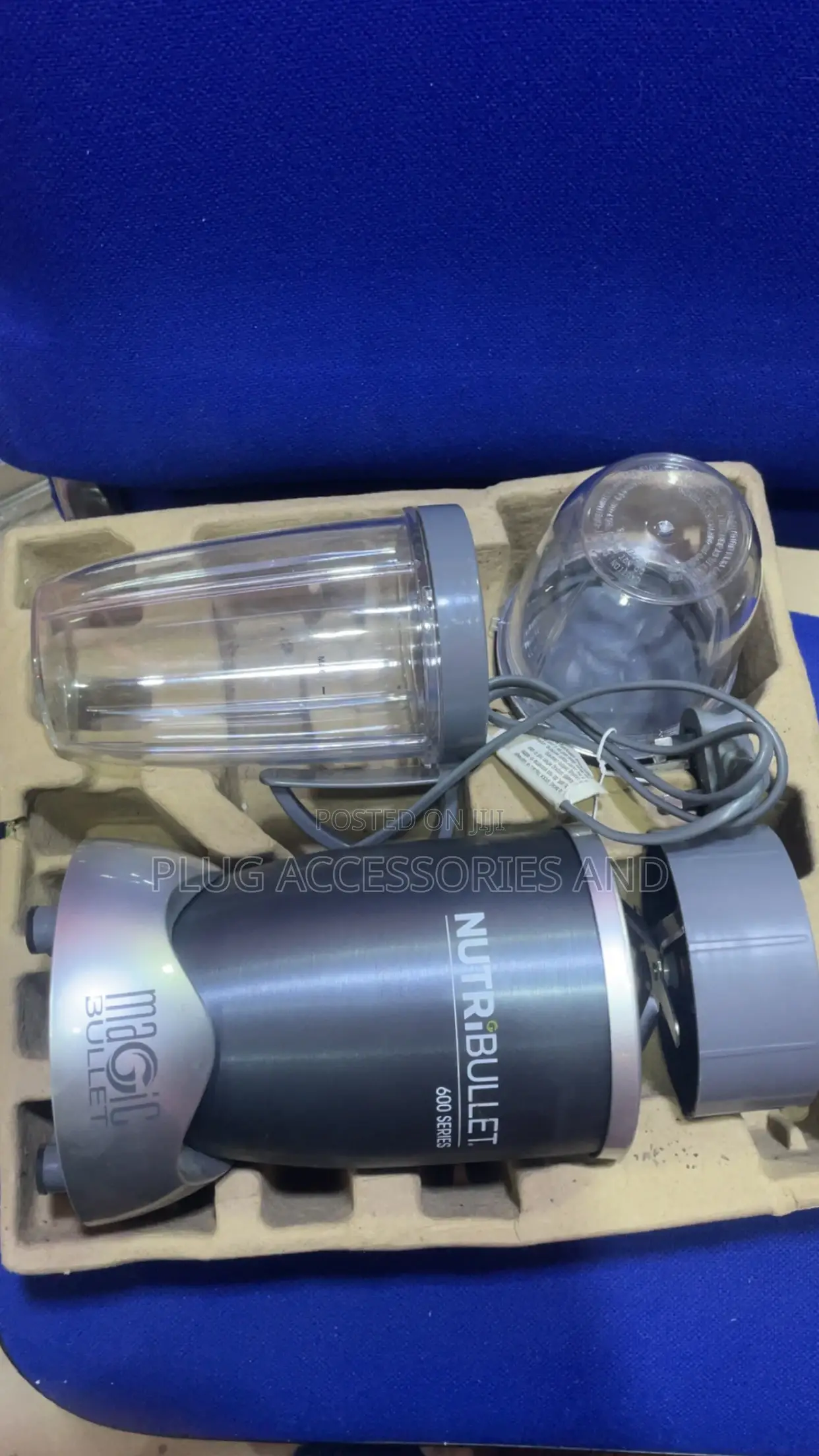 Nutri Bullet( D Magic Series 600).8 Piece Set!!