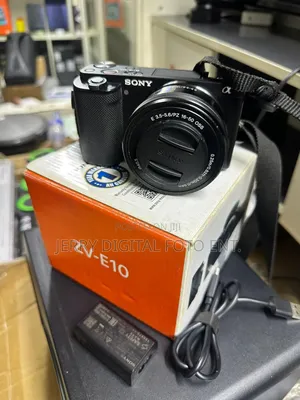 Sony Zv-E10 Camera