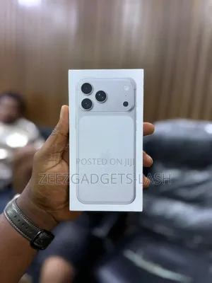 New Apple iPhone 17 Pro Max 256 GB White