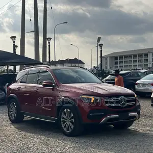 Mercedes-Benz GLE-Class 2020 Red