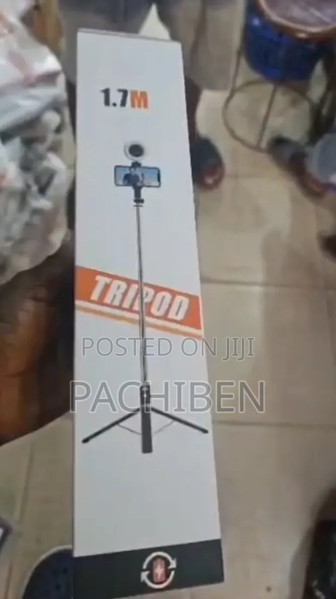 1.7m Tripod Stand With 2 Lights