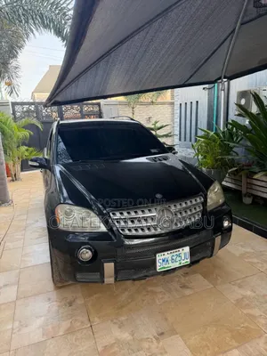 Mercedes-Benz M Class ML550 AWD 4MATIC 2009 Black