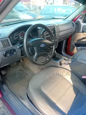 Ford Explorer XLS 4x4 2000 Red