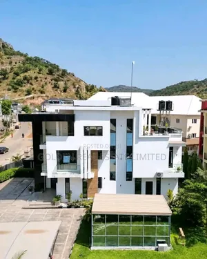 8bdrm Duplex in Dawaki for sale