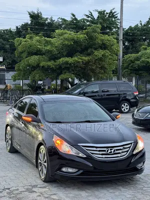 Hyundai Sonata 2013 Black