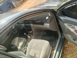 Toyota Corolla 2004 Black