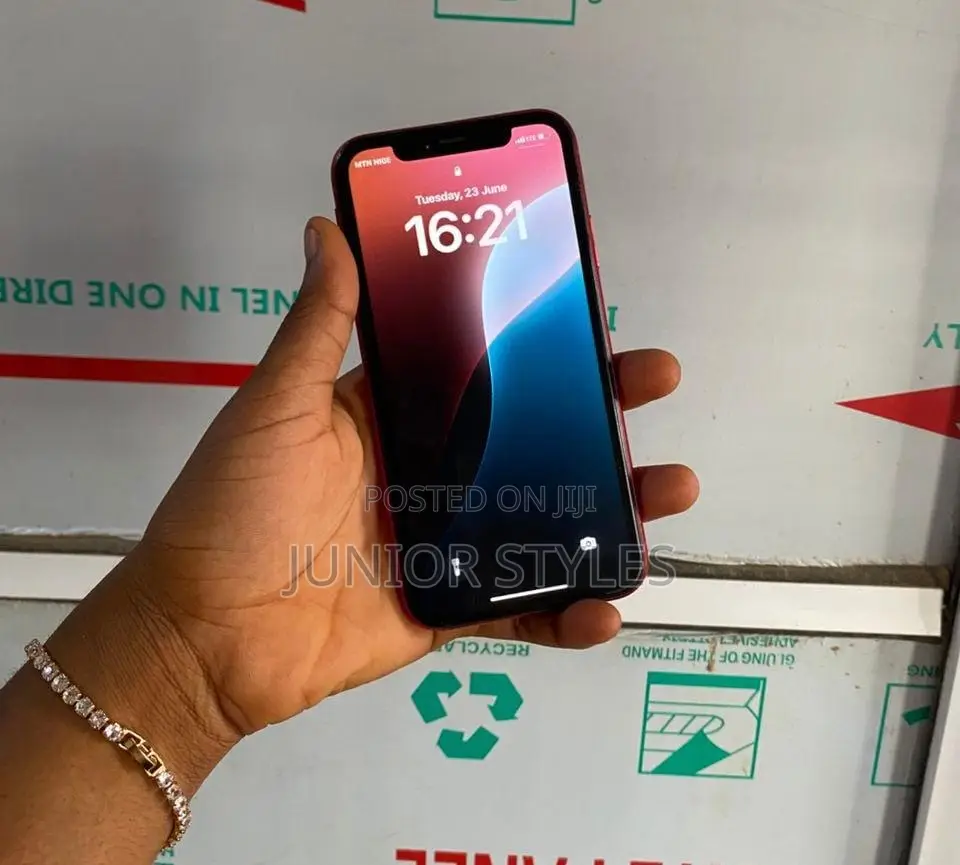 Apple iPhone 11 64 GB Red