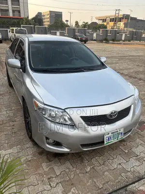 Toyota Corolla 2009 Silver