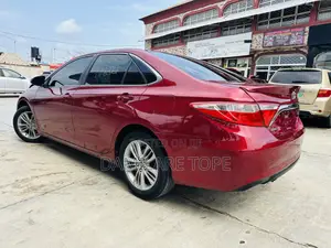 Toyota Camry SE 4dr Sedan (2.5L 4cyl 6A) 2016 Red
