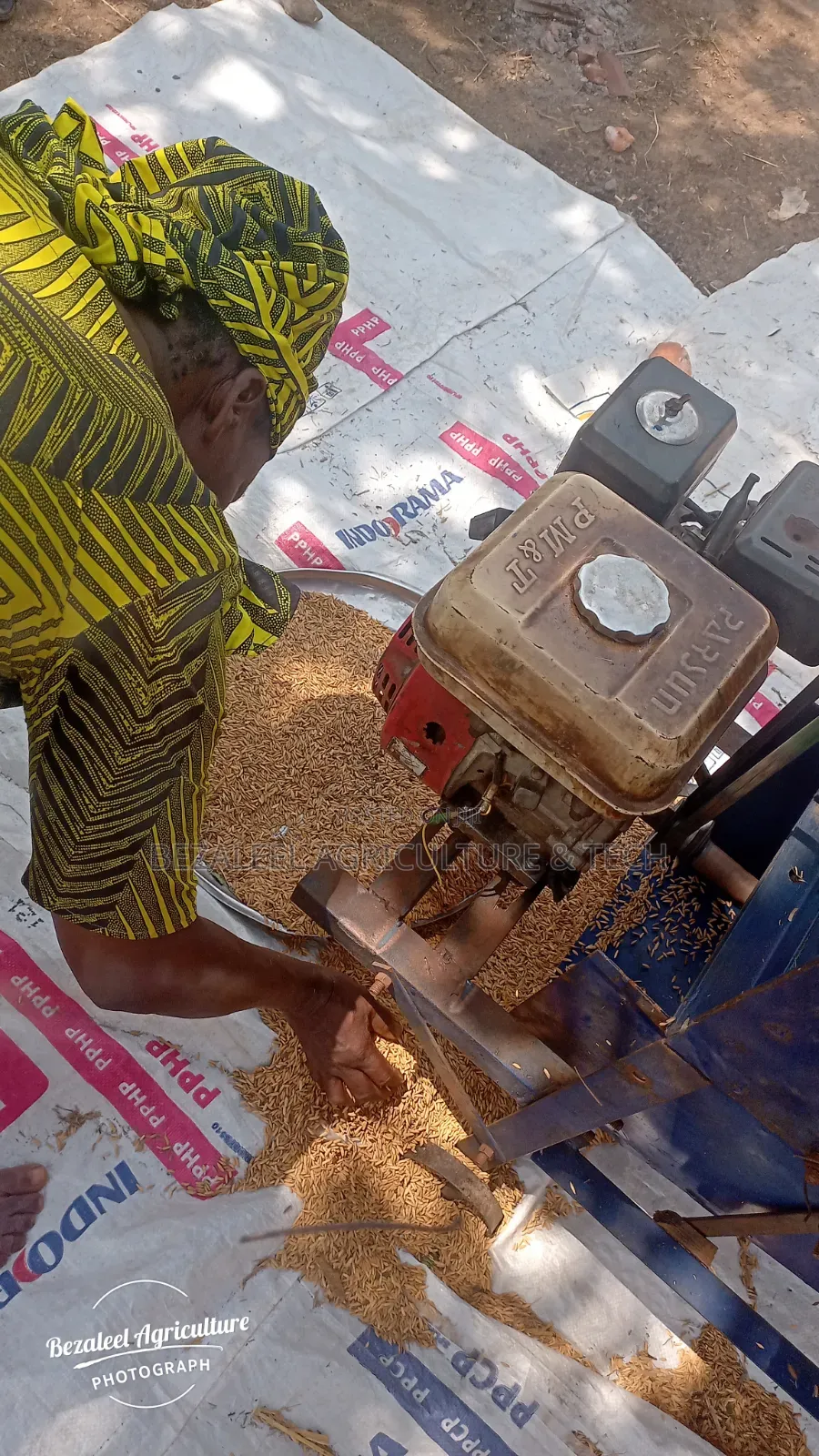 Rice Threshing Machine