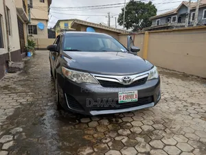 Toyota Camry 2014 Gray