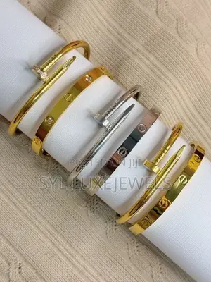 Nail and Cartier Bracelet
