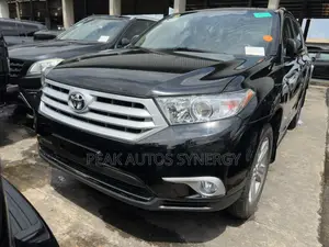 Toyota Highlander Limited 3.5l 4WD 2013 Black