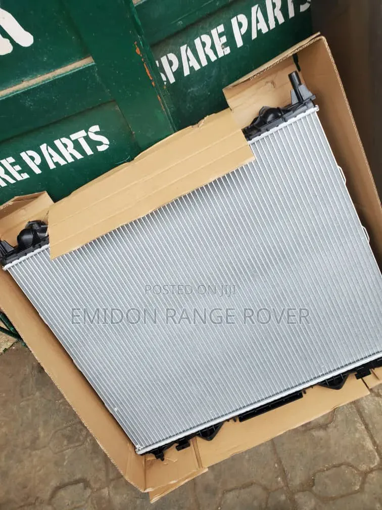 Original Radiator Range Rover 2015