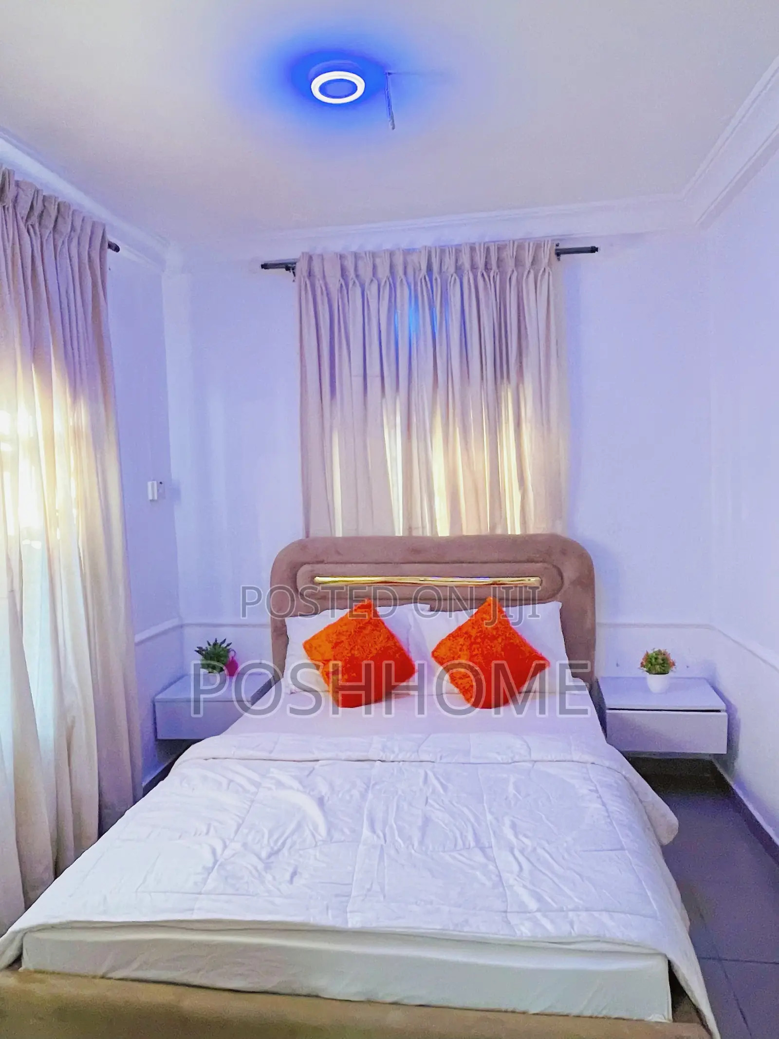 Cosy Studio Shortlet Apartment With Solar