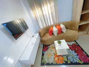 Cosy Studio Shortlet Apartment With Solar