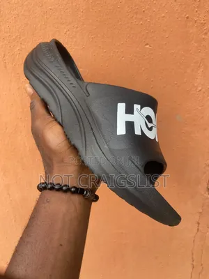 Original Hoka Slides – Slip-on Comfort for Men and Women