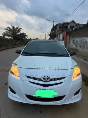 Toyota Yaris 2008 White
