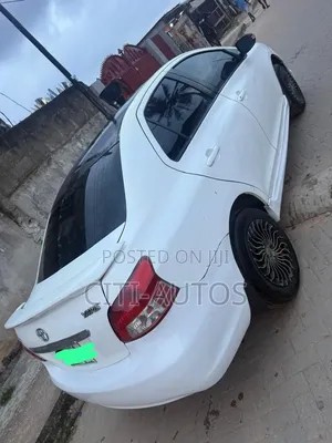Toyota Yaris 2008 White