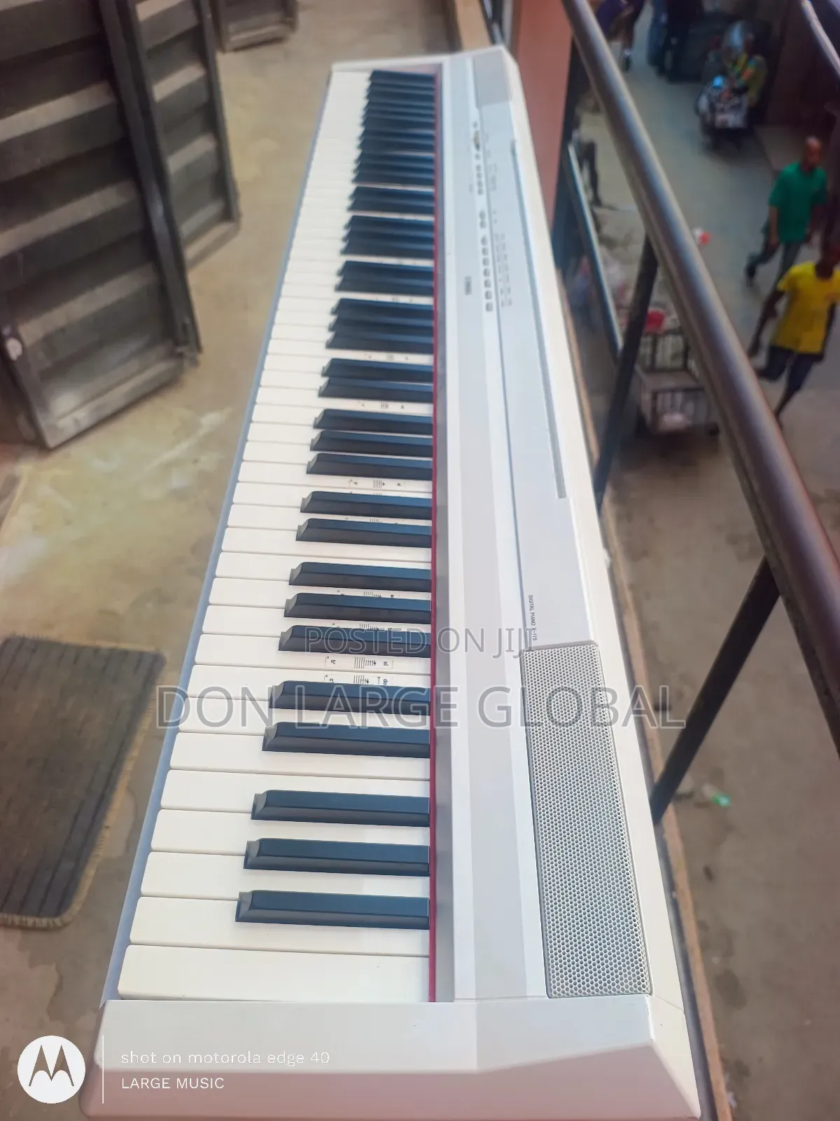 Yamaha P115 Piano