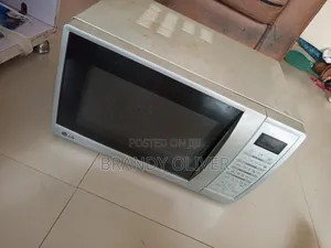 Microwave Oven