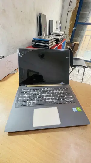 Laptop Lenovo IdeaPad 520S 16GB Intel Core i7 SSD 512GB