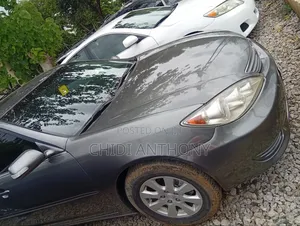 Toyota Camry 2005 Gray