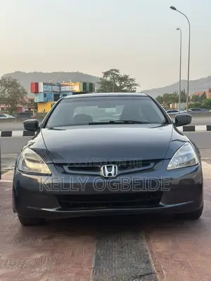 Honda Accord 2004 Gray