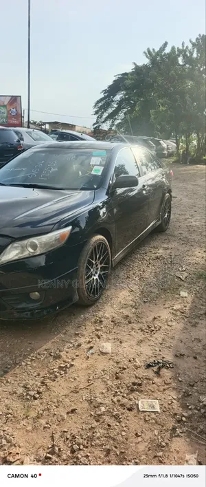Toyota Camry SE 4dr Sedan (2.5L 4cyl 6A) 2011 Black