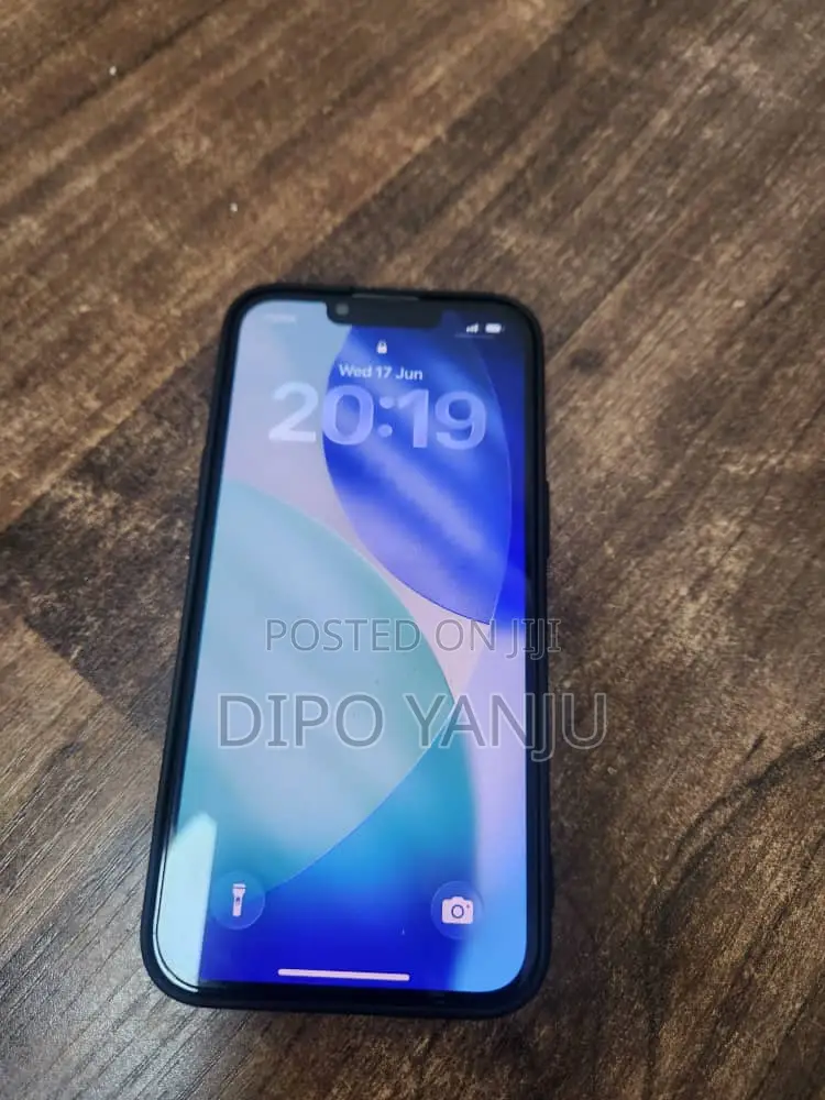 Apple iPhone 13 128 GB White