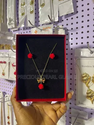 Rose Flower Necklace