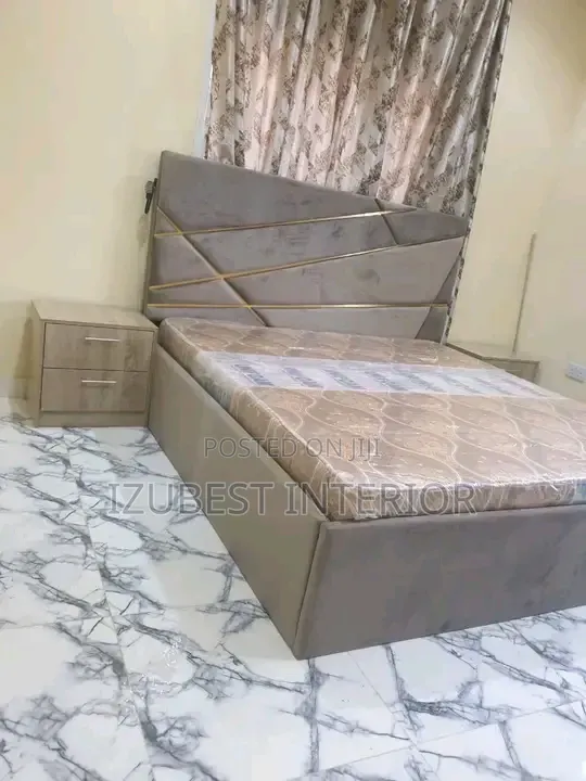 This Is 4by6 Bedframe With Two Bedside