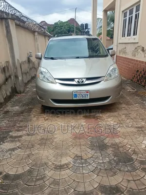 Toyota Sienna XLE Limited AWD 2006 Beige