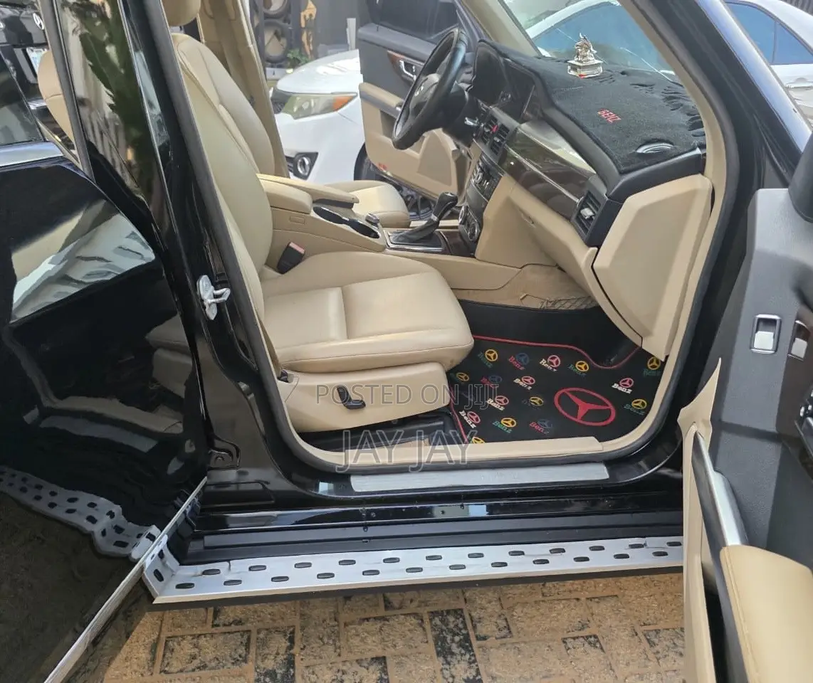Mercedes-Benz GLK-Class 2011 Black