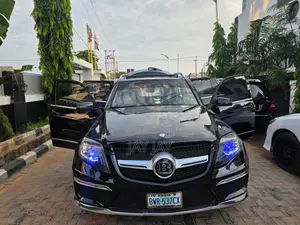 Mercedes-Benz GLK-Class 2011 Black
