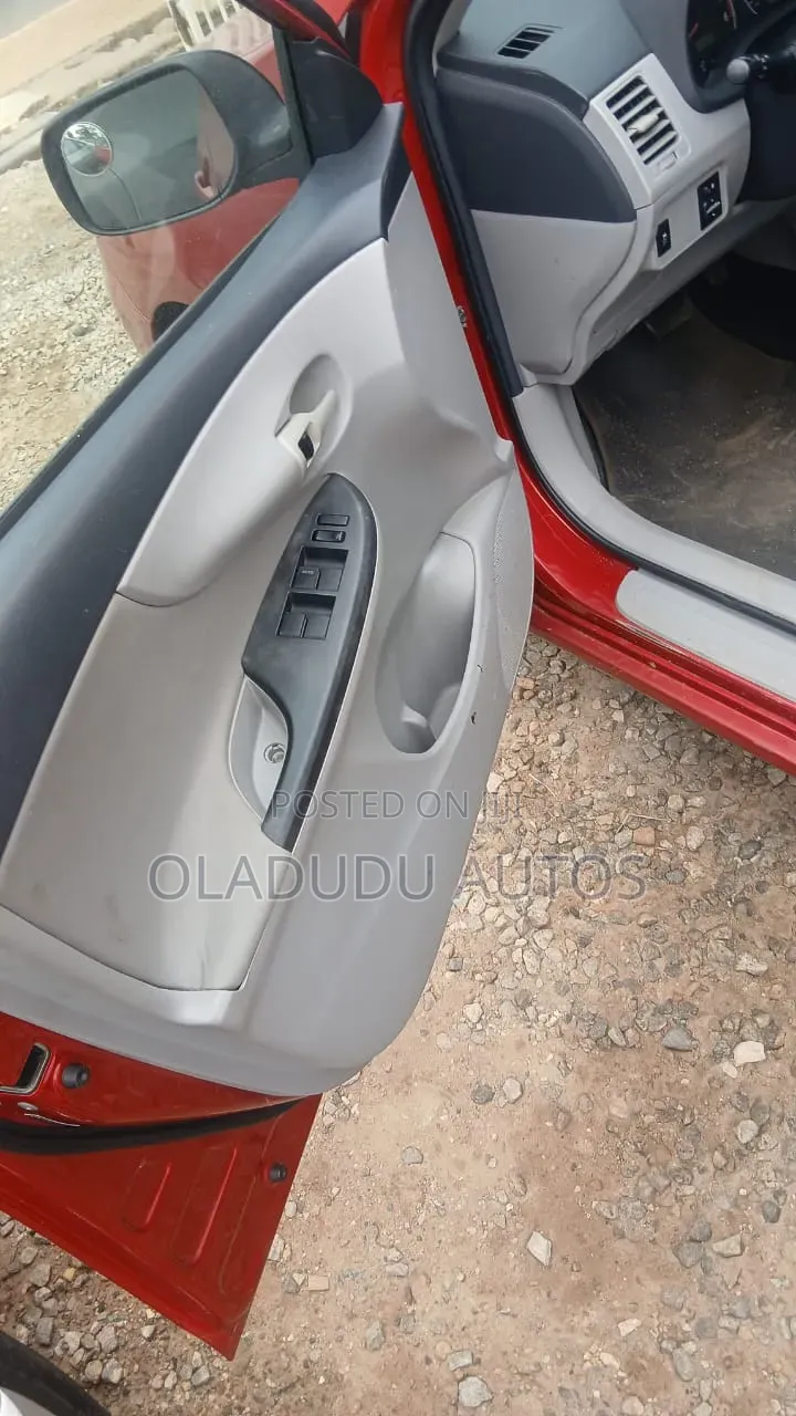 Toyota Corolla 2011 Red