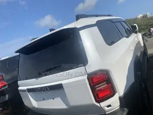 Toyota Land Cruiser 79 Series 2024 White