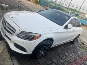 Mercedes-Benz C300 Luxury 4Matic Sedan AWD (2.0L 4cyl 7A) 2016 White