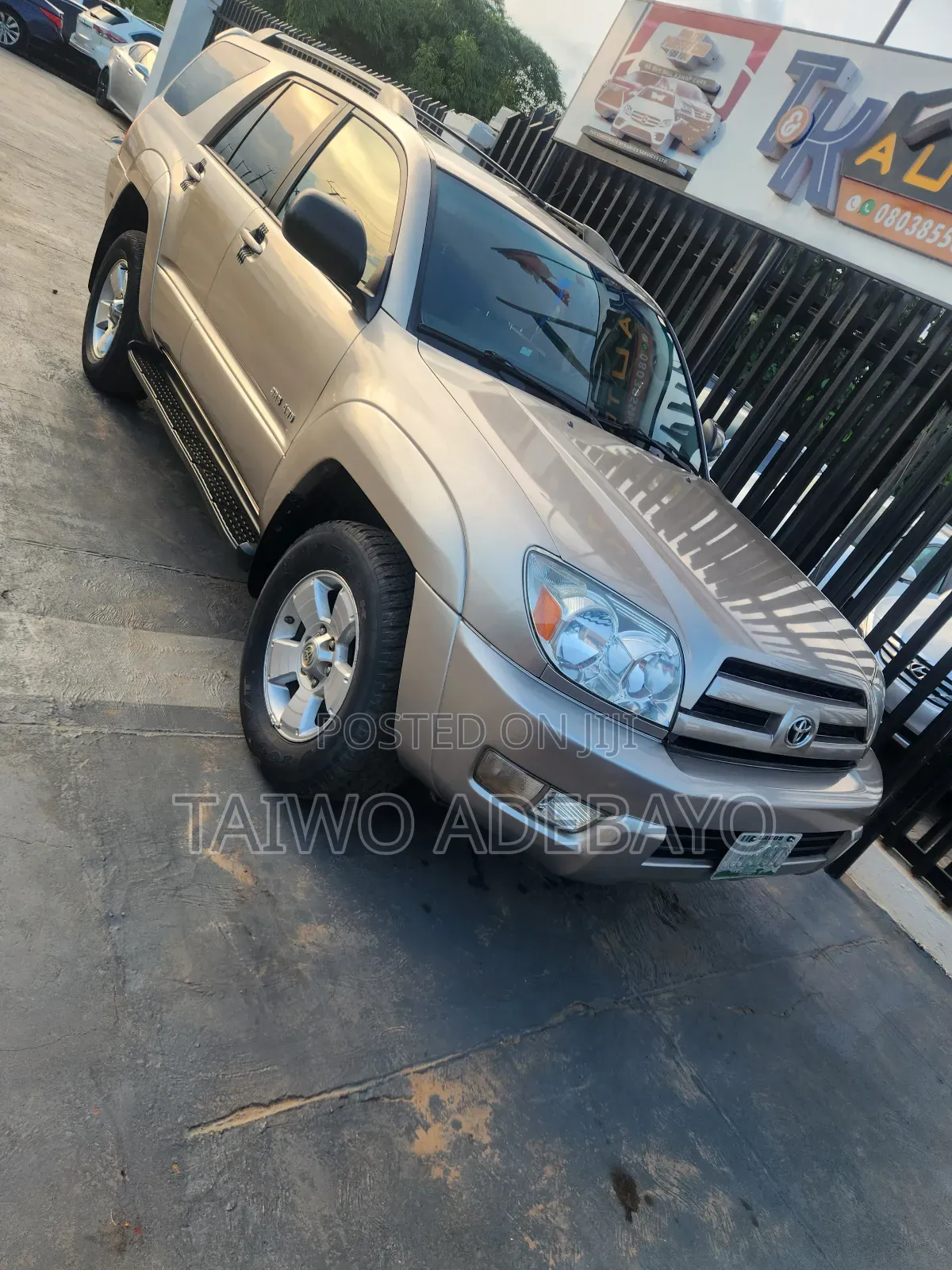 Toyota 4-Runner 2004 Gold