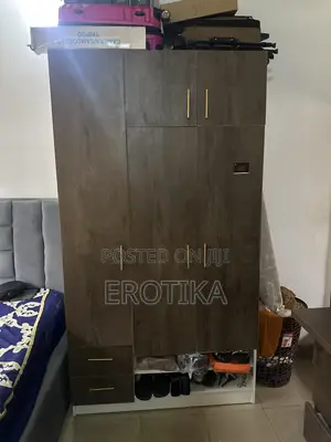 7 Feet Wardrobe