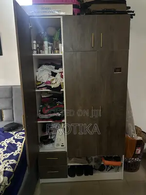 7 Feet Wardrobe