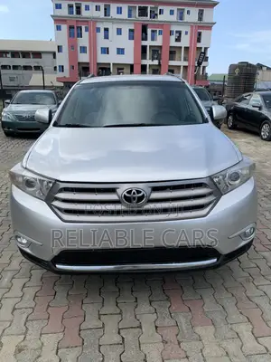 Toyota Highlander 2011 Silver