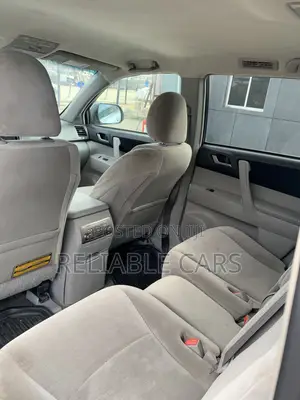 Toyota Highlander 2011 Silver
