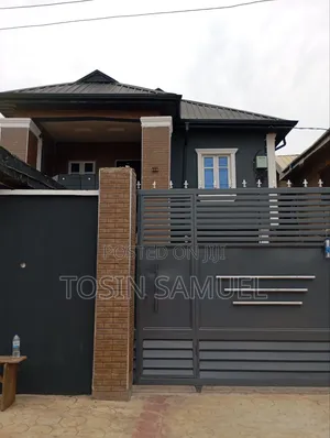 Furnished Mini Flat in Igando / Ikotun/Igando for rent