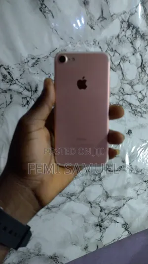 Apple iPhone 7 128 GB White