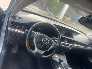 Lexus ES 2013 Blue