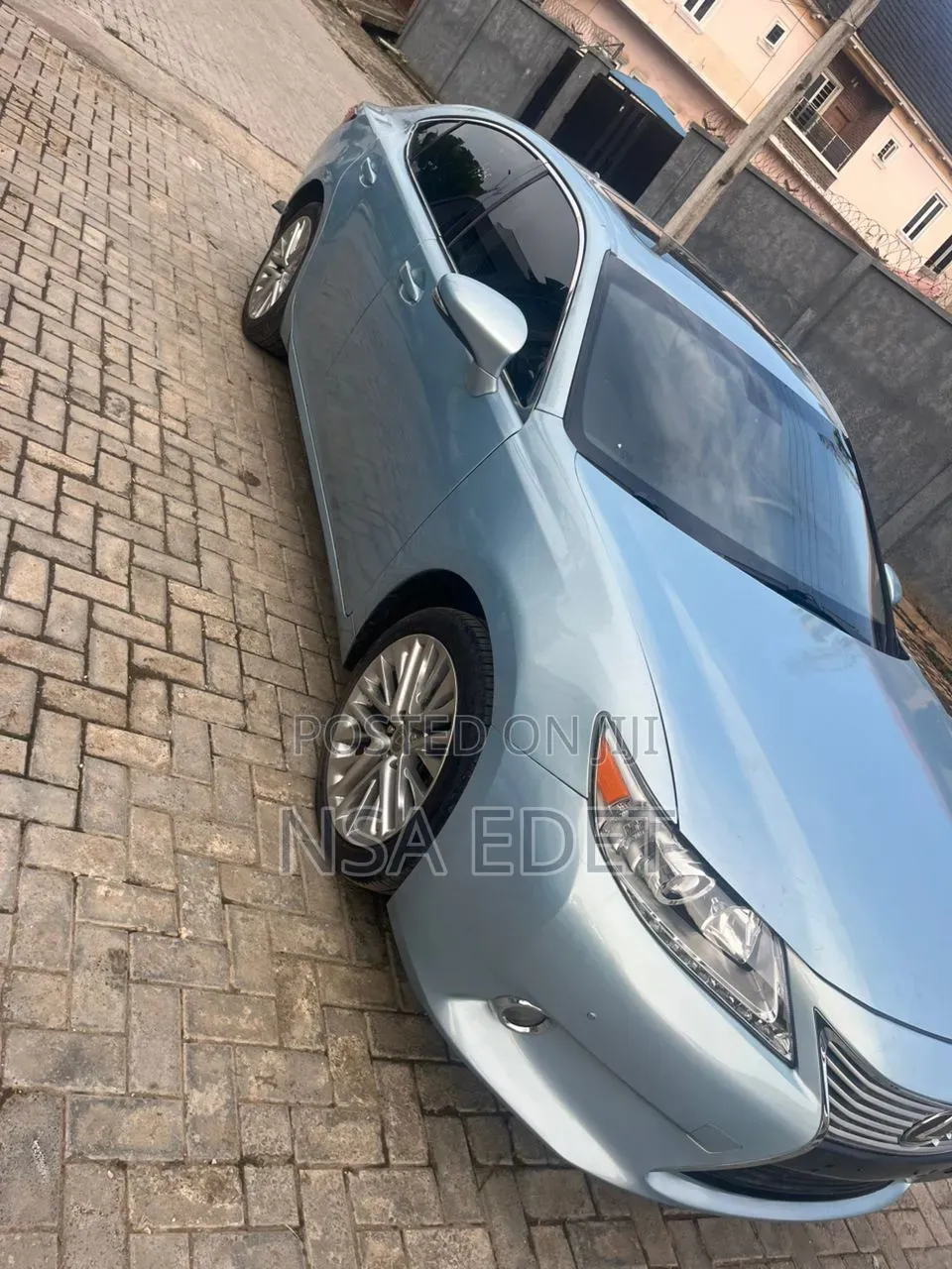 Lexus ES 2013 Blue