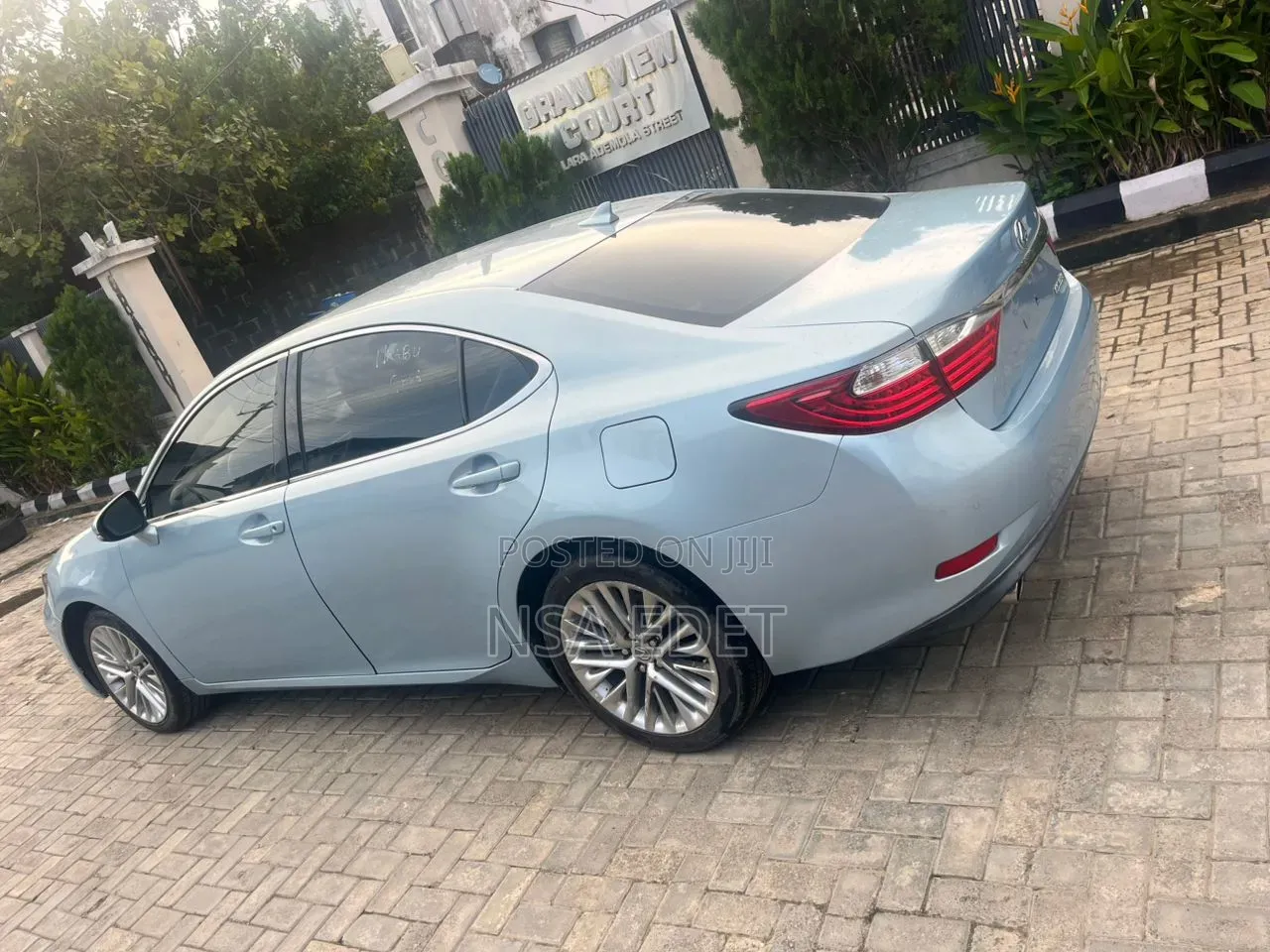 Lexus ES 2013 Blue