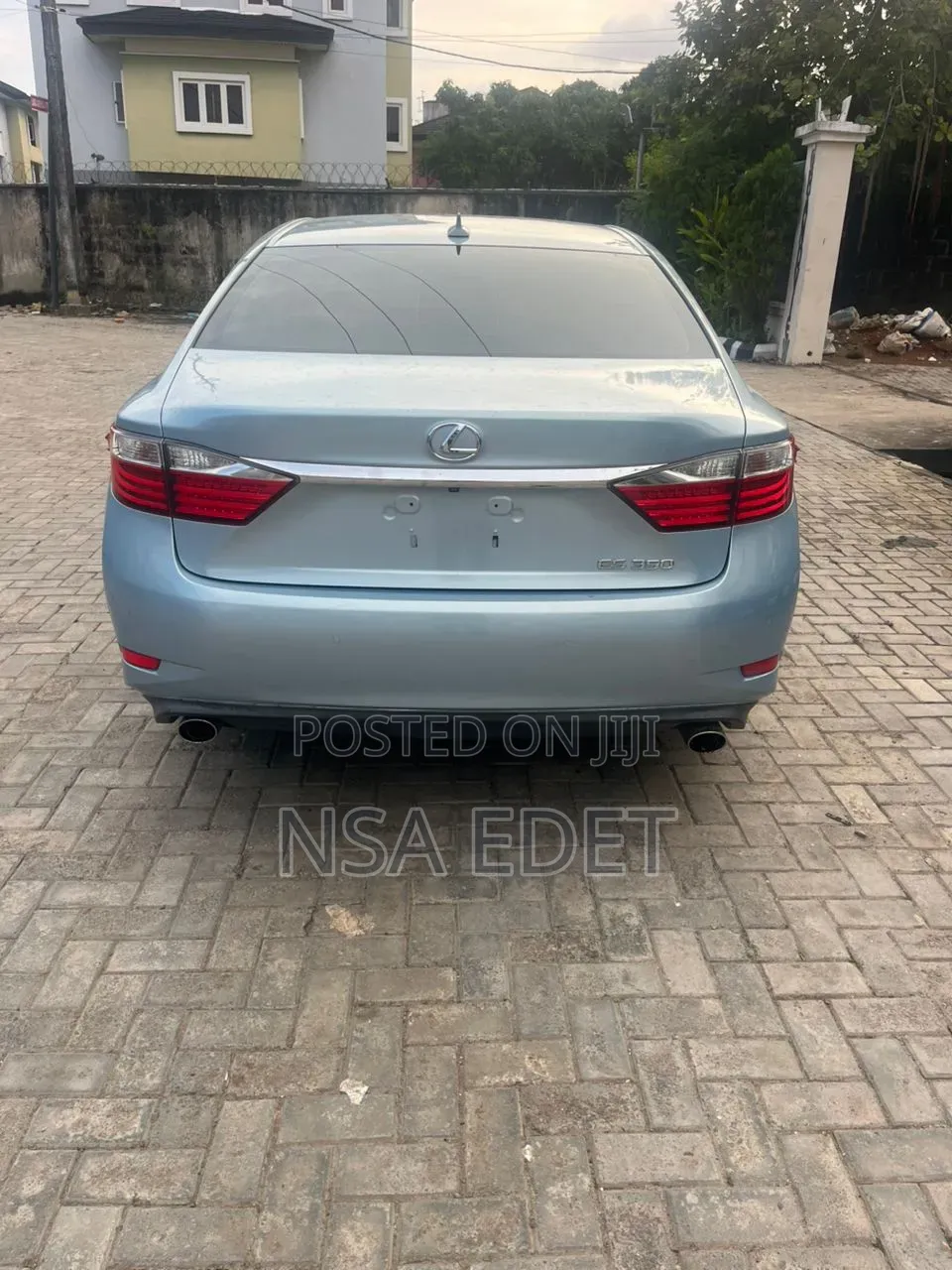 Lexus ES 2013 Blue