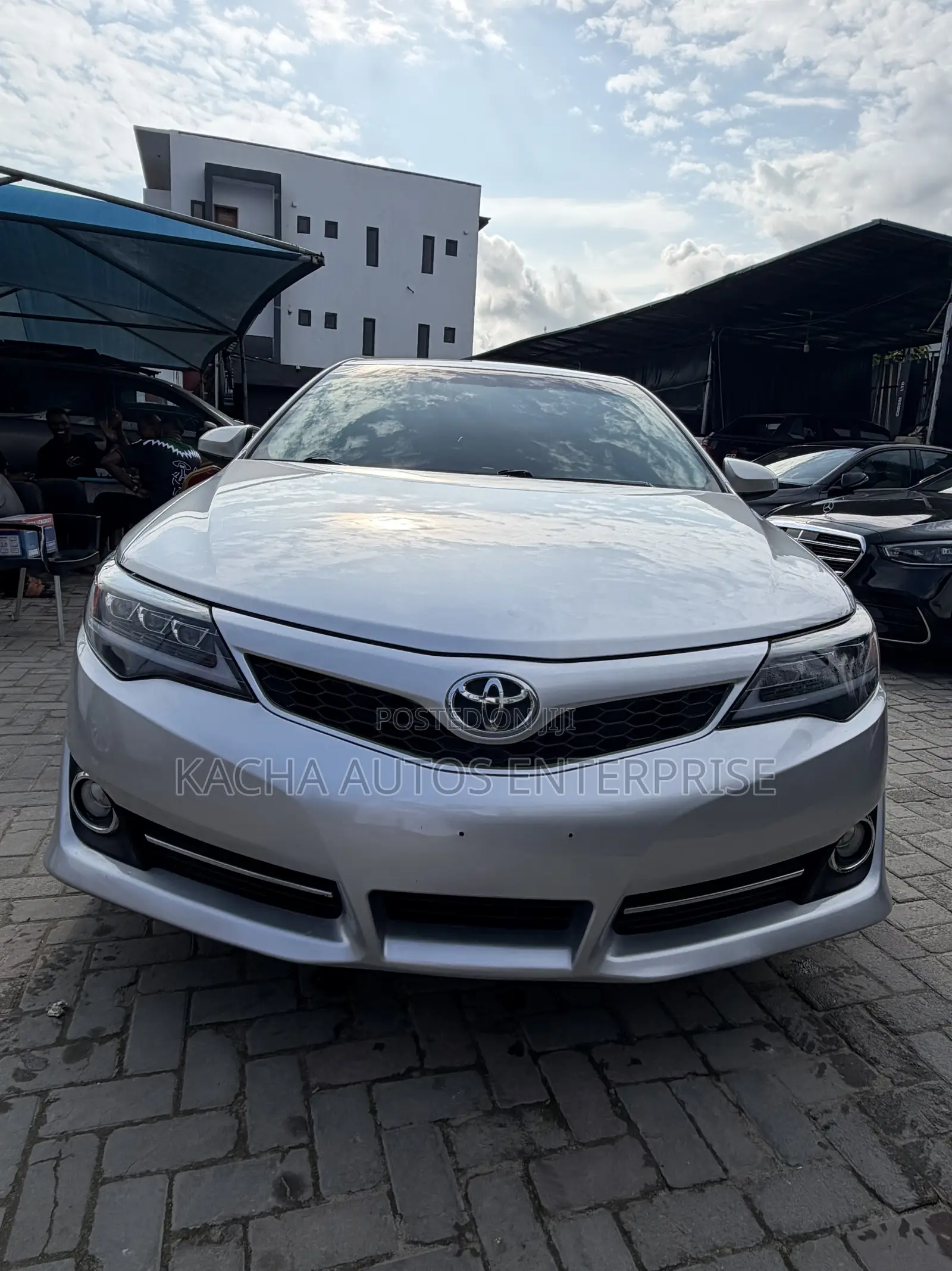 Toyota Camry 2012 Silver